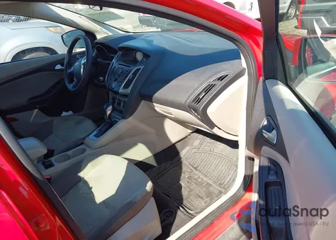 2013 Ford Focus Se z USA, uszkodzony, nr VIN 1FADP3F24DL254005